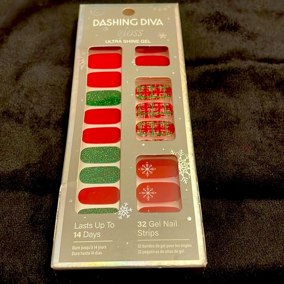 Dashing Diva Gloss Holiday Nail Strips Dad Plaid Ball Red Green Glitter Snow New - Picture 1 of 5